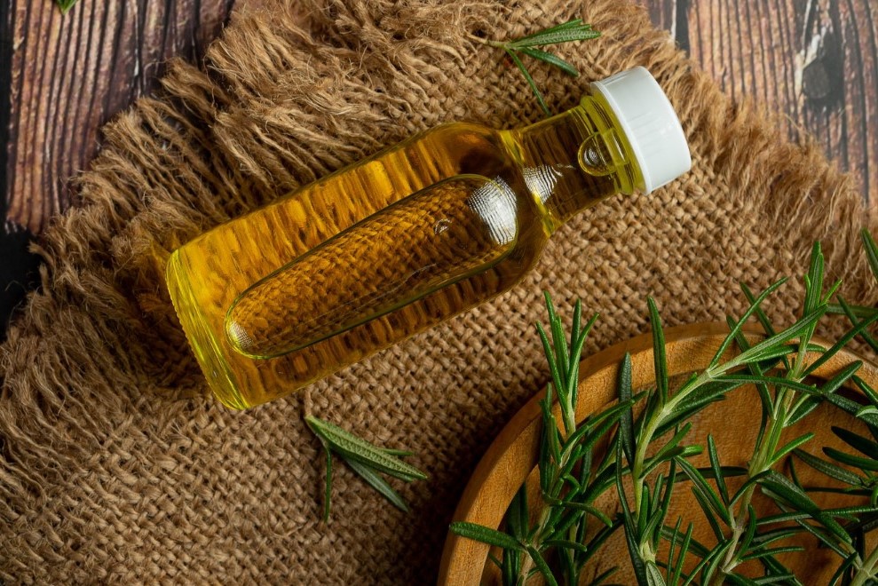 خواص و مضرات شوید 3 روغن شوید