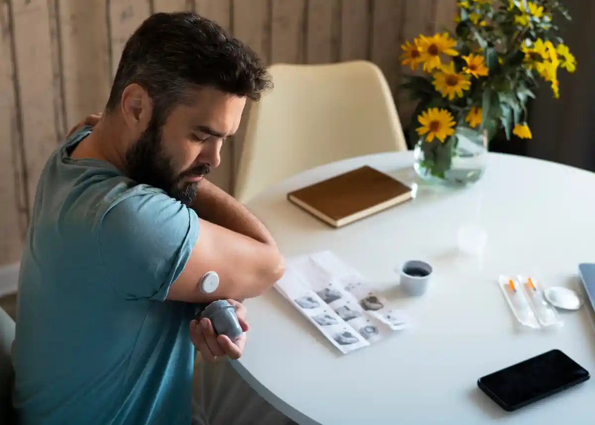 آیا قهوه برای مردان مضر است؟ 4 مرد مبتلا به دیابت - مضرات قهوه برای مردان