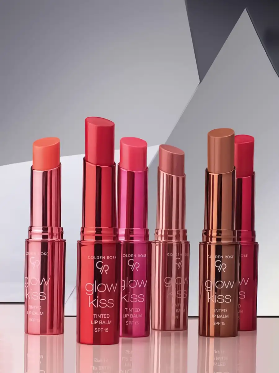 بالم لب رنگی گلدن رز دارای SPF15 1 بالم لب رنگی گلدن رز دارای spf15 golden rose glow kiss tinted lip balm